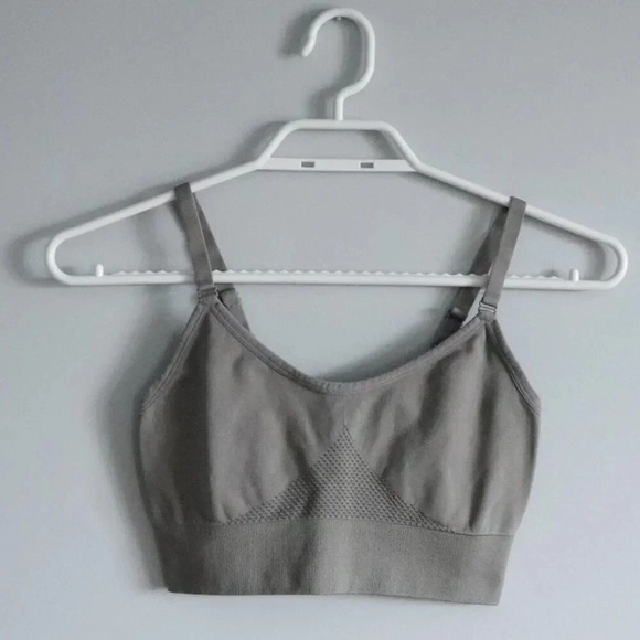 FWD Women's Small Activewear Grey Adjustable Straps Stretch Sports Bra - Picture 1 of 6
